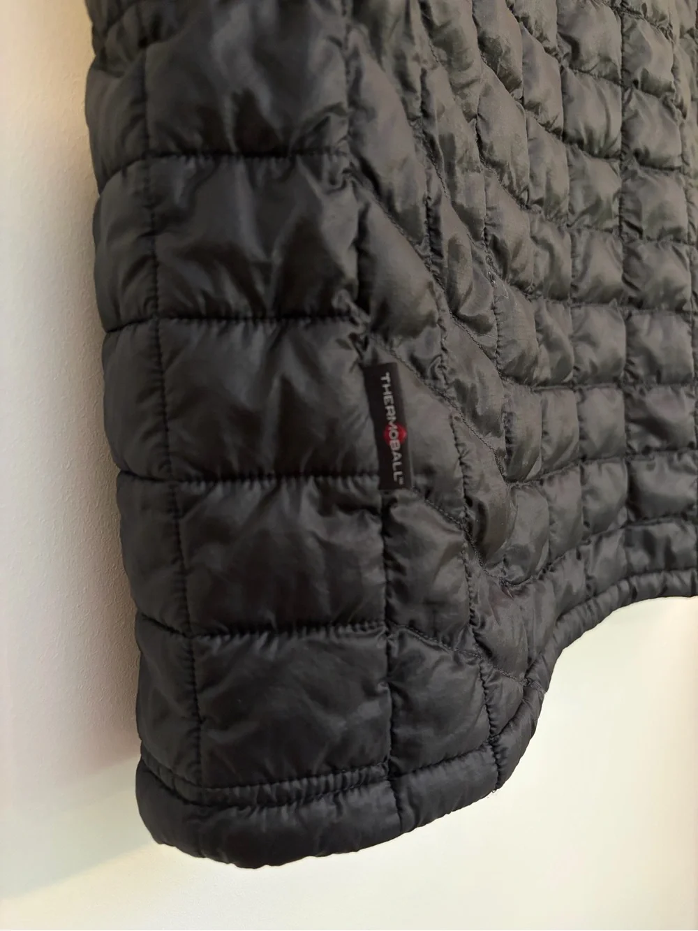 The North Face ThermoBall Eco Vest – Men’s Large – Black